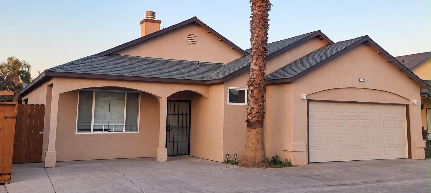 922 Village Drive — photo