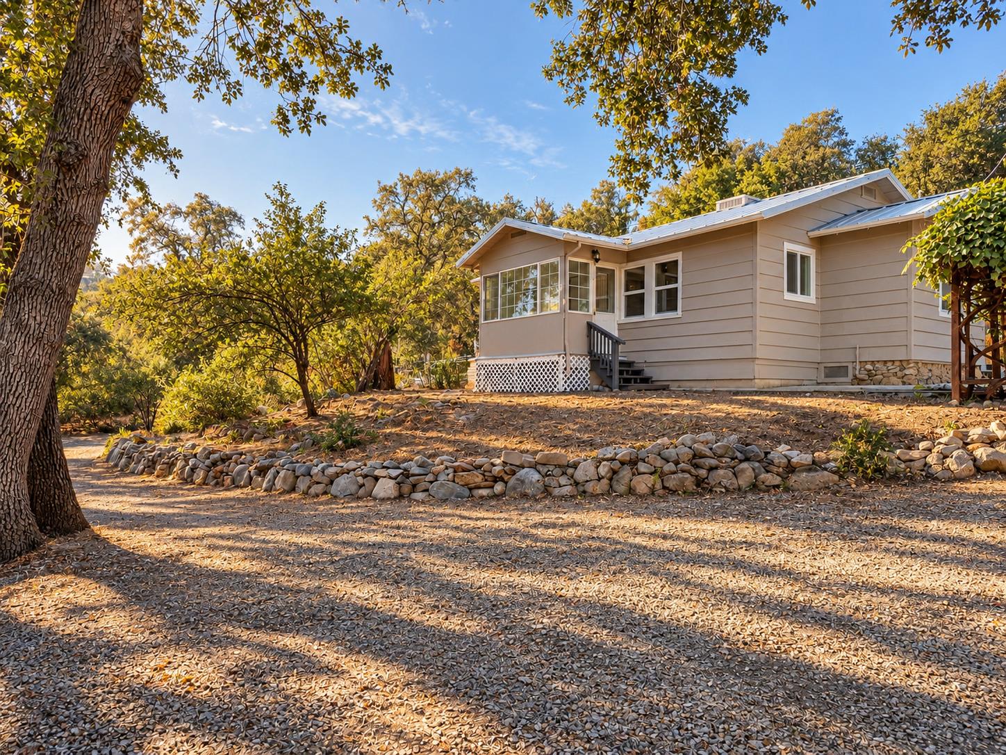 19695 Serrano Road, Sonora, CA 95370 — photo 2