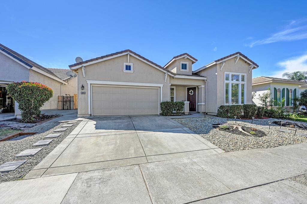 5843 Bridgecross Dr — photo