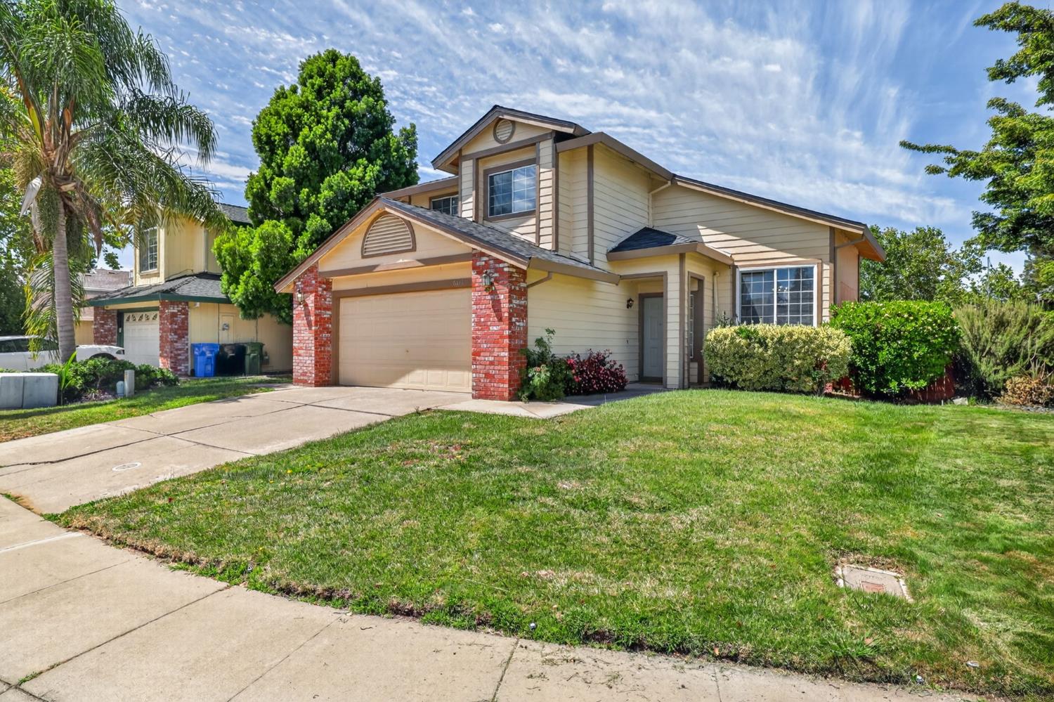 6111 Laguna Vale Way — photo