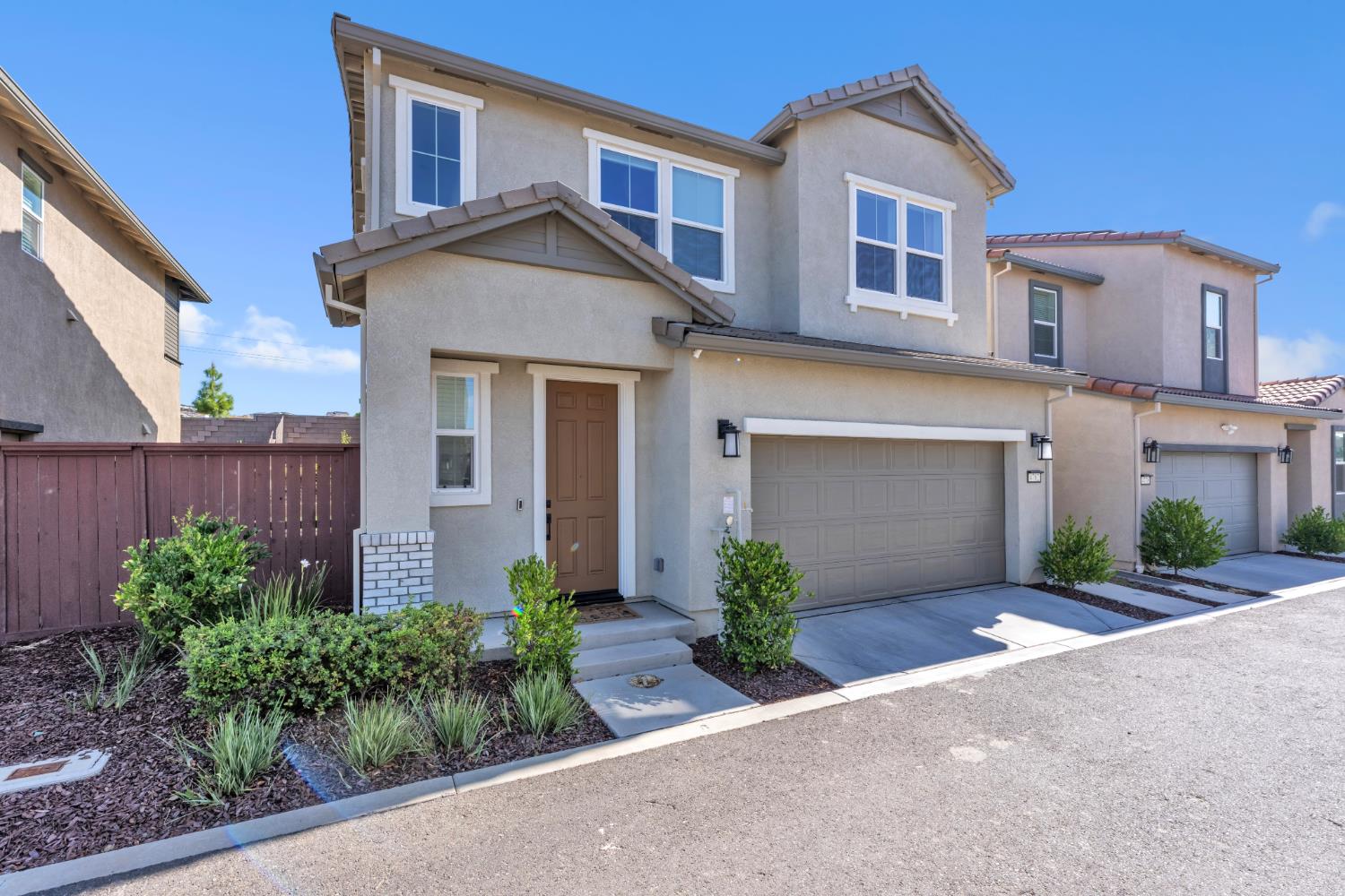 4782 Cantrell Dr — photo