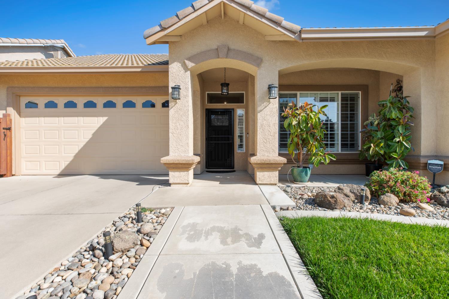 2404 Turning Leaf Drive, Modesto, CA 95355 — photo 3