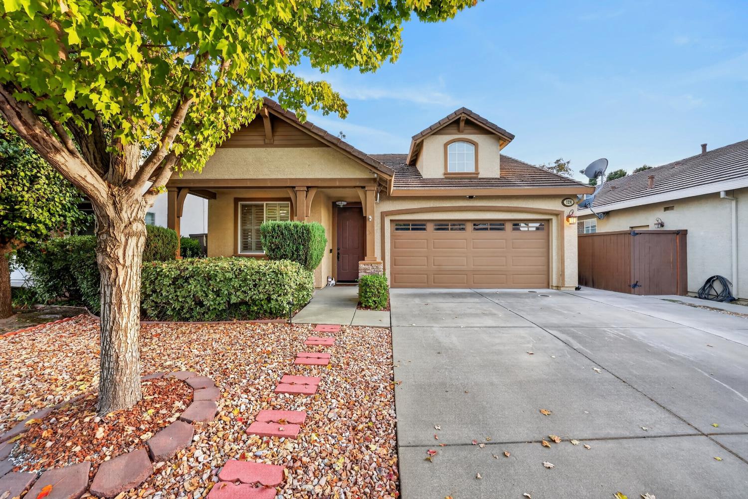124 Laysan Teal Ct — photo