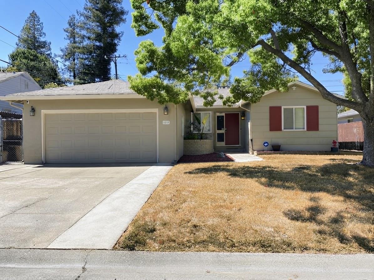 2490 Michelle Dr — photo