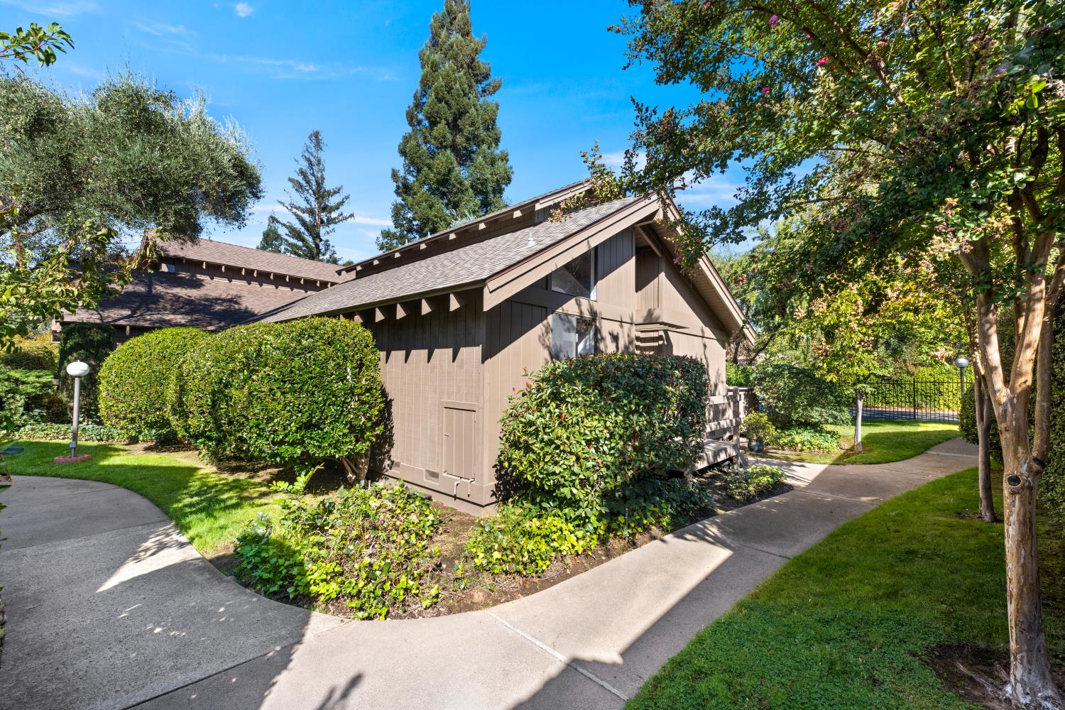5906 Oak Avenue, Carmichael, CA 95608 — photo 3