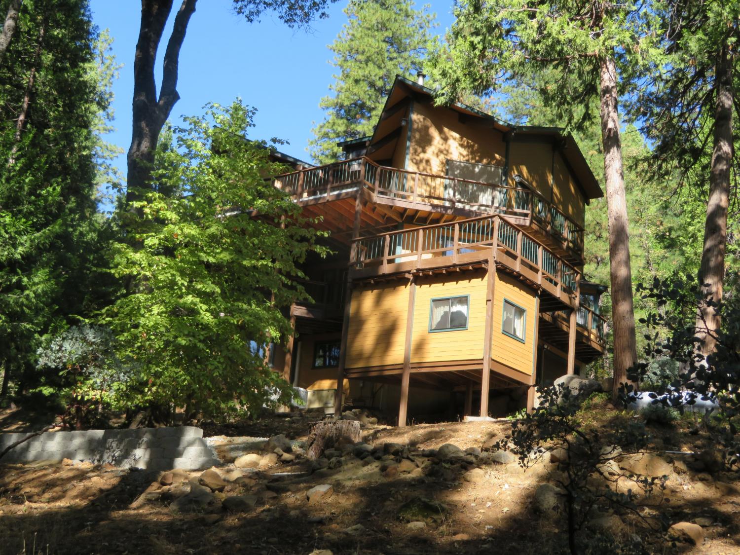 3281 Mountain Lake Dr — photo
