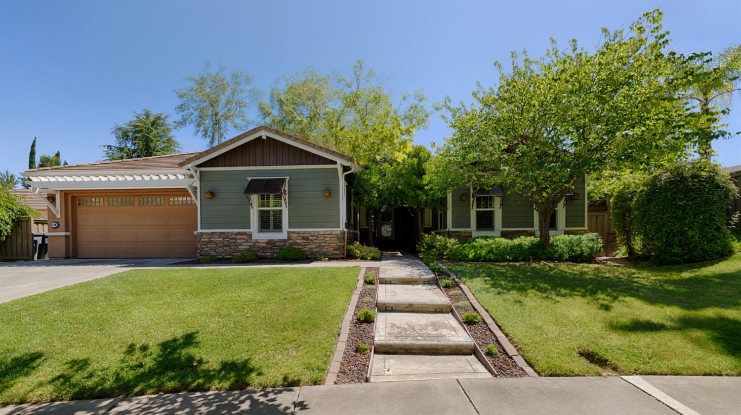 9290 Eagle Springs Pl — photo
