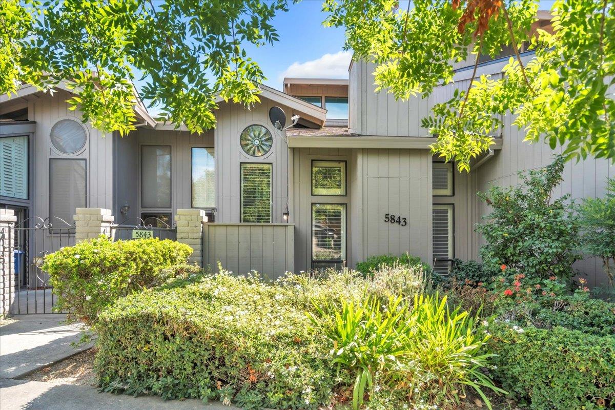 5843 Gloria Dr — photo