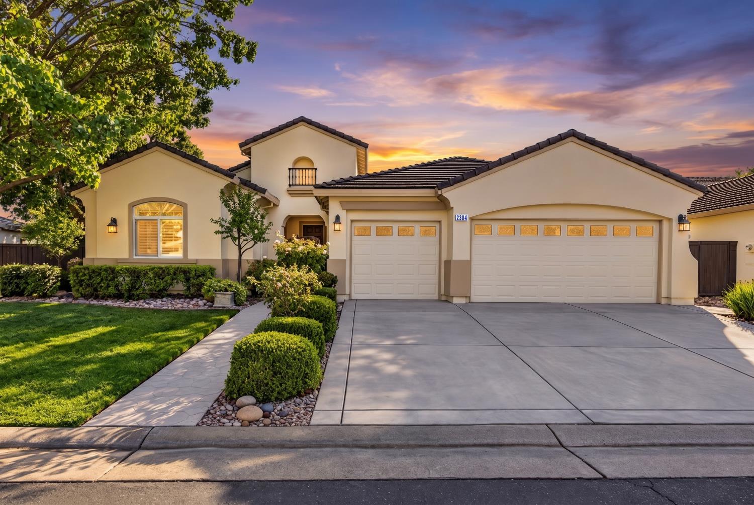 2904 Robinson Creek Ln — photo