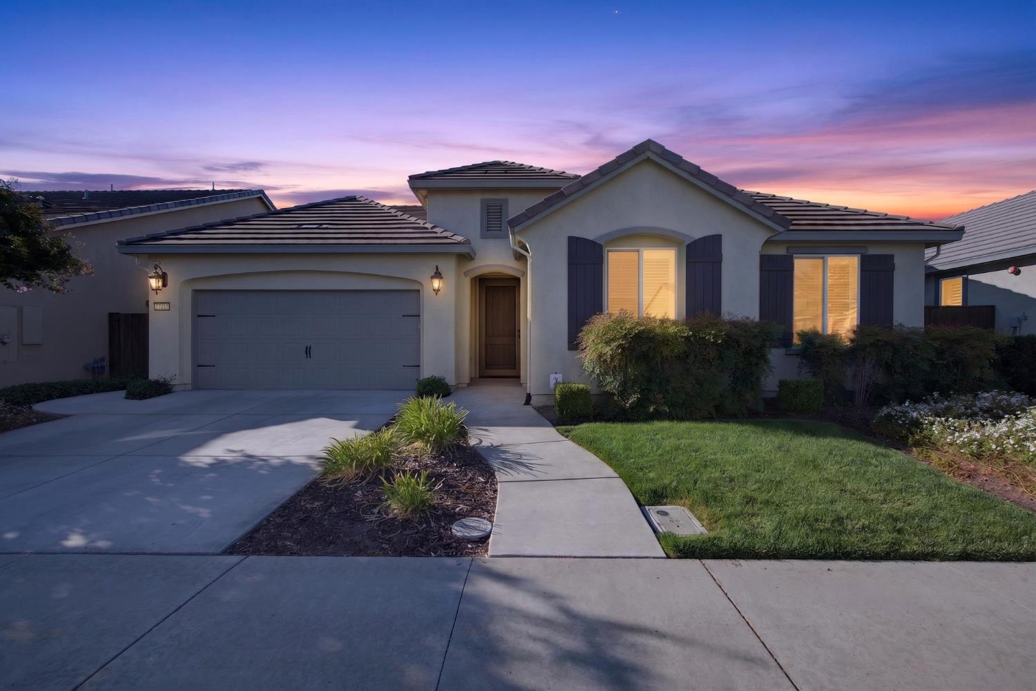 322 Jubilee Way — photo