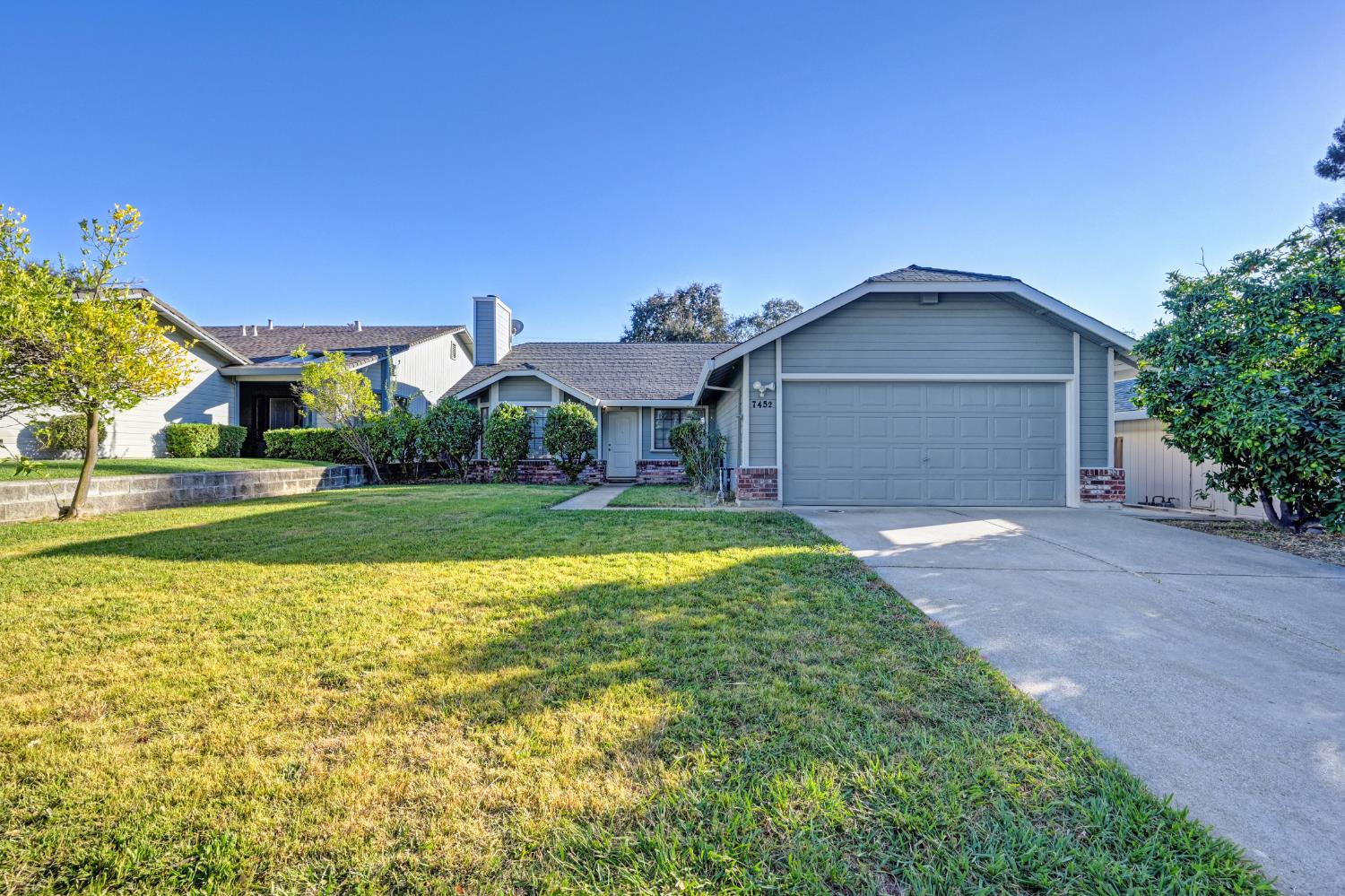 7452 Santa Susana Way — photo
