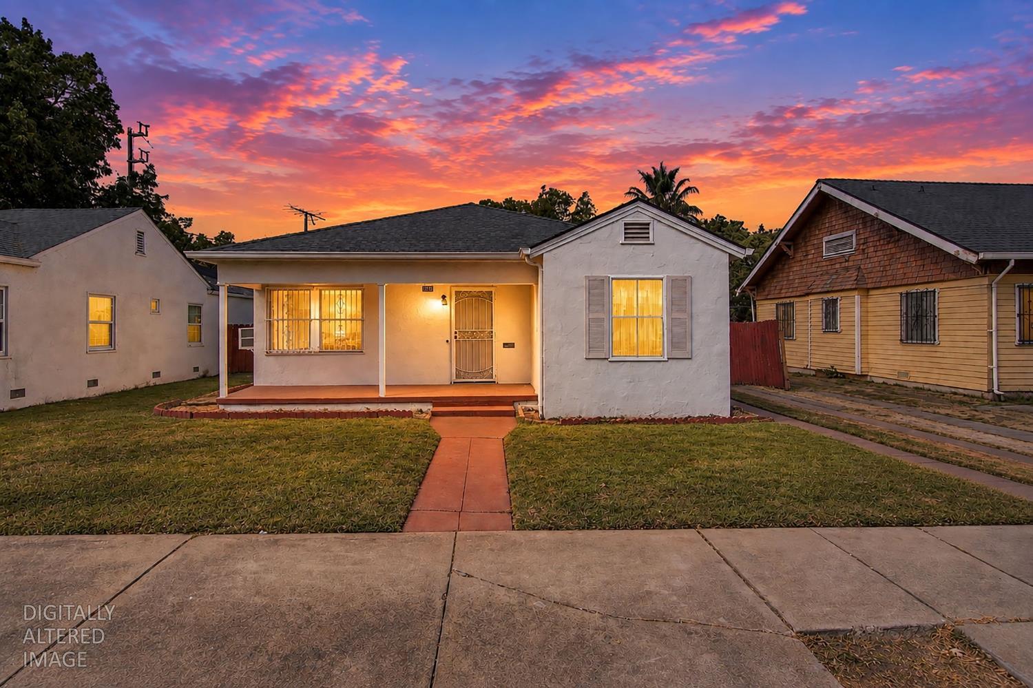 1211 N Airport Way — photo