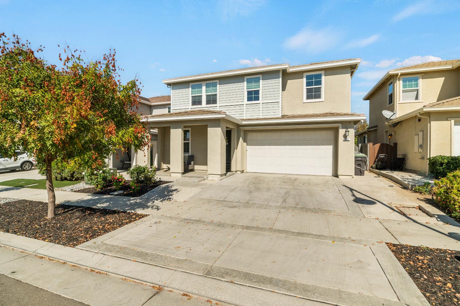 945 Mendocino Ct — photo