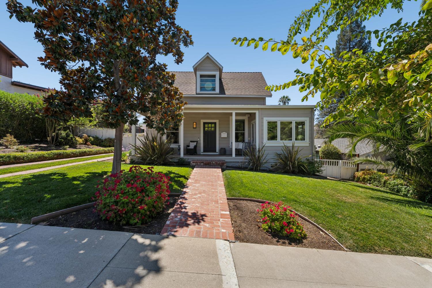 215 Neal Street — photo