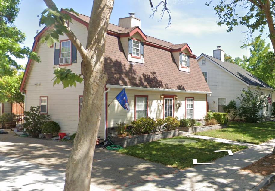 775 Cambridge Ct — photo