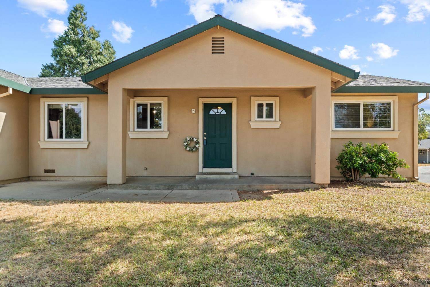 5400 Essex Ct — photo