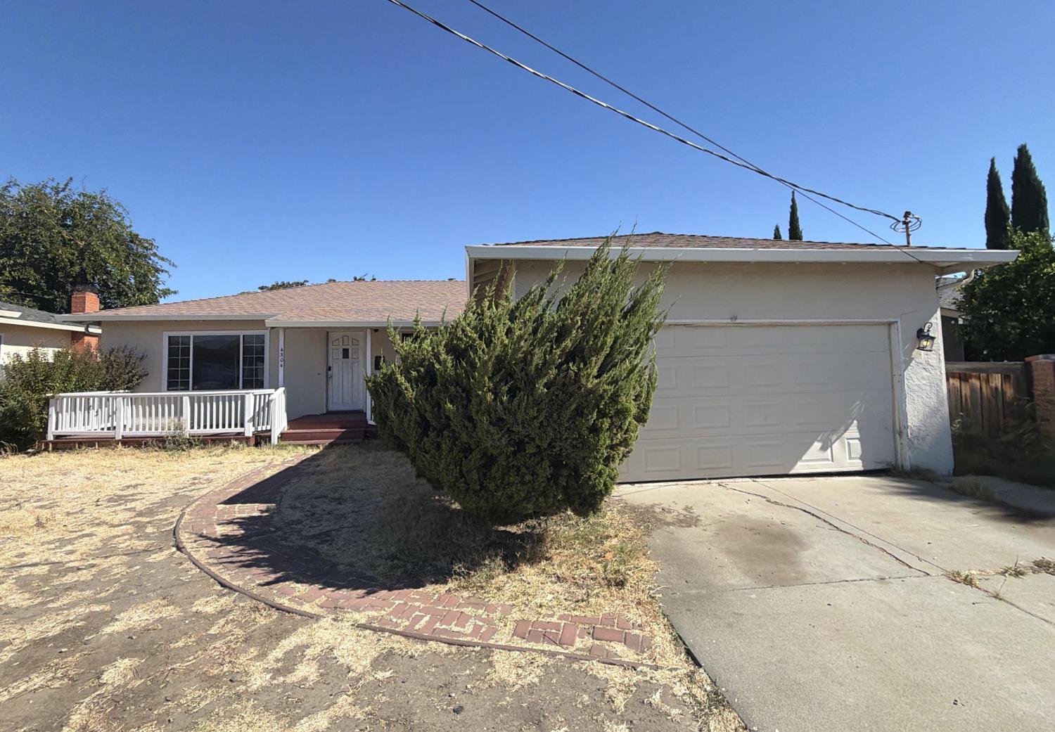 4304 Delta Fair Blvd — photo