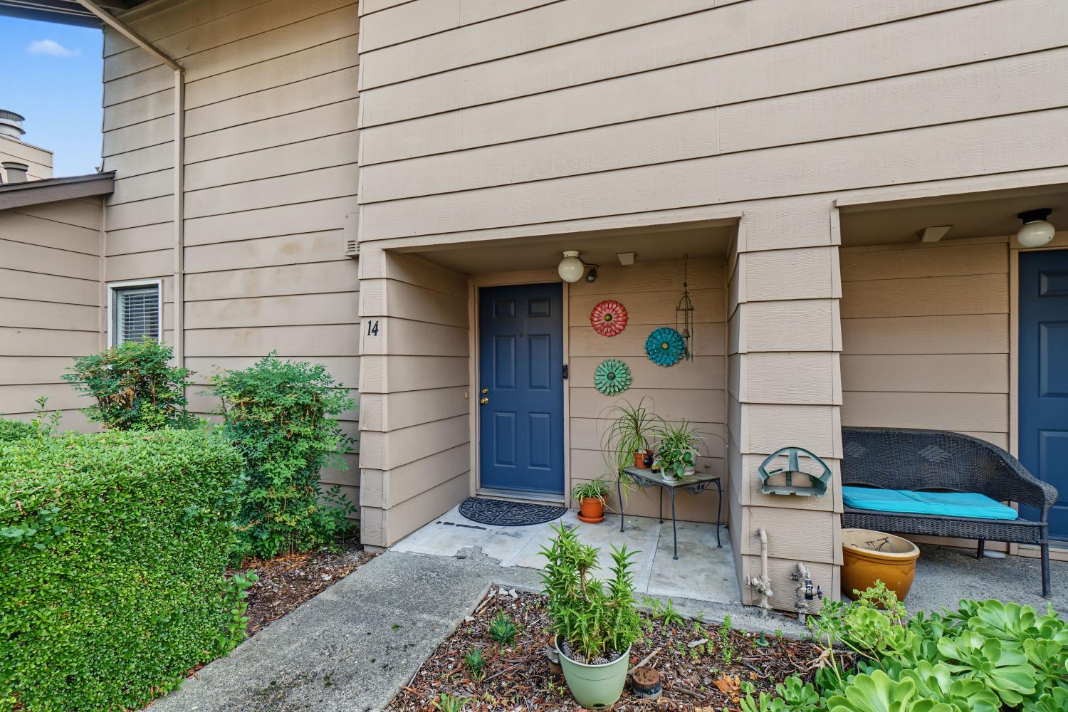 6060 Gloria Dr #14 — photo