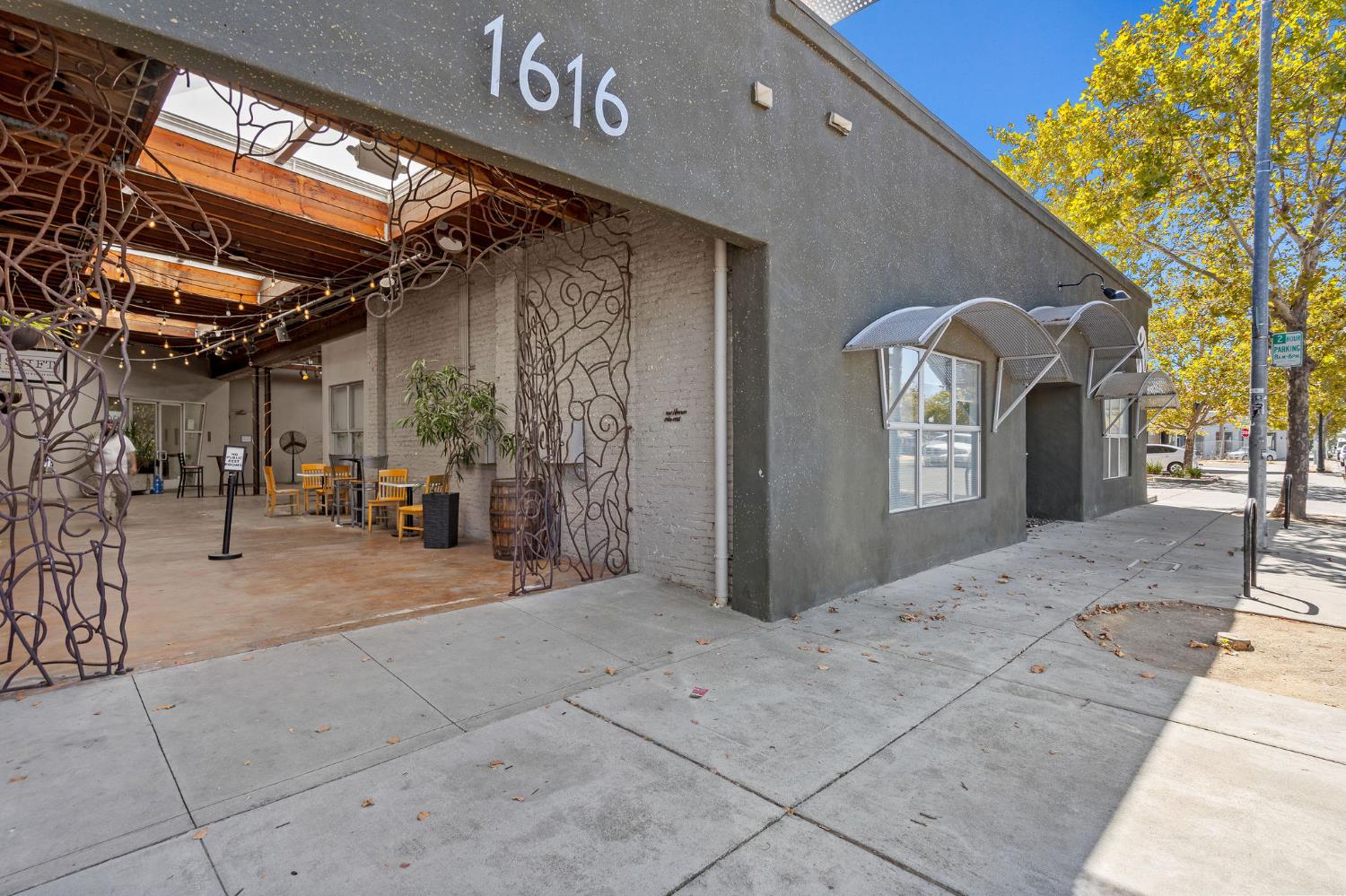 1616 Del Paso Blvd #200 — photo