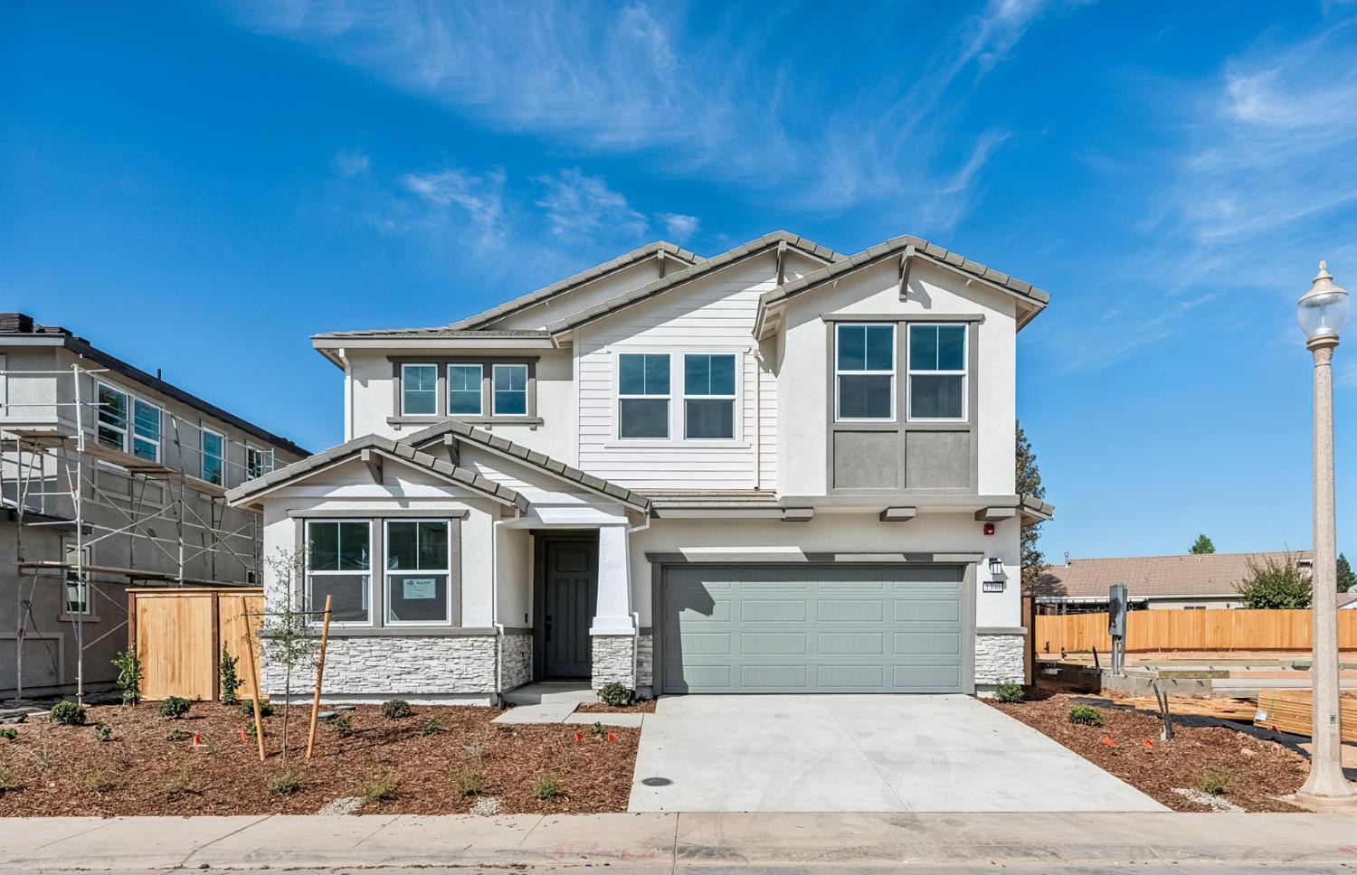 1390 Romey Dr — photo