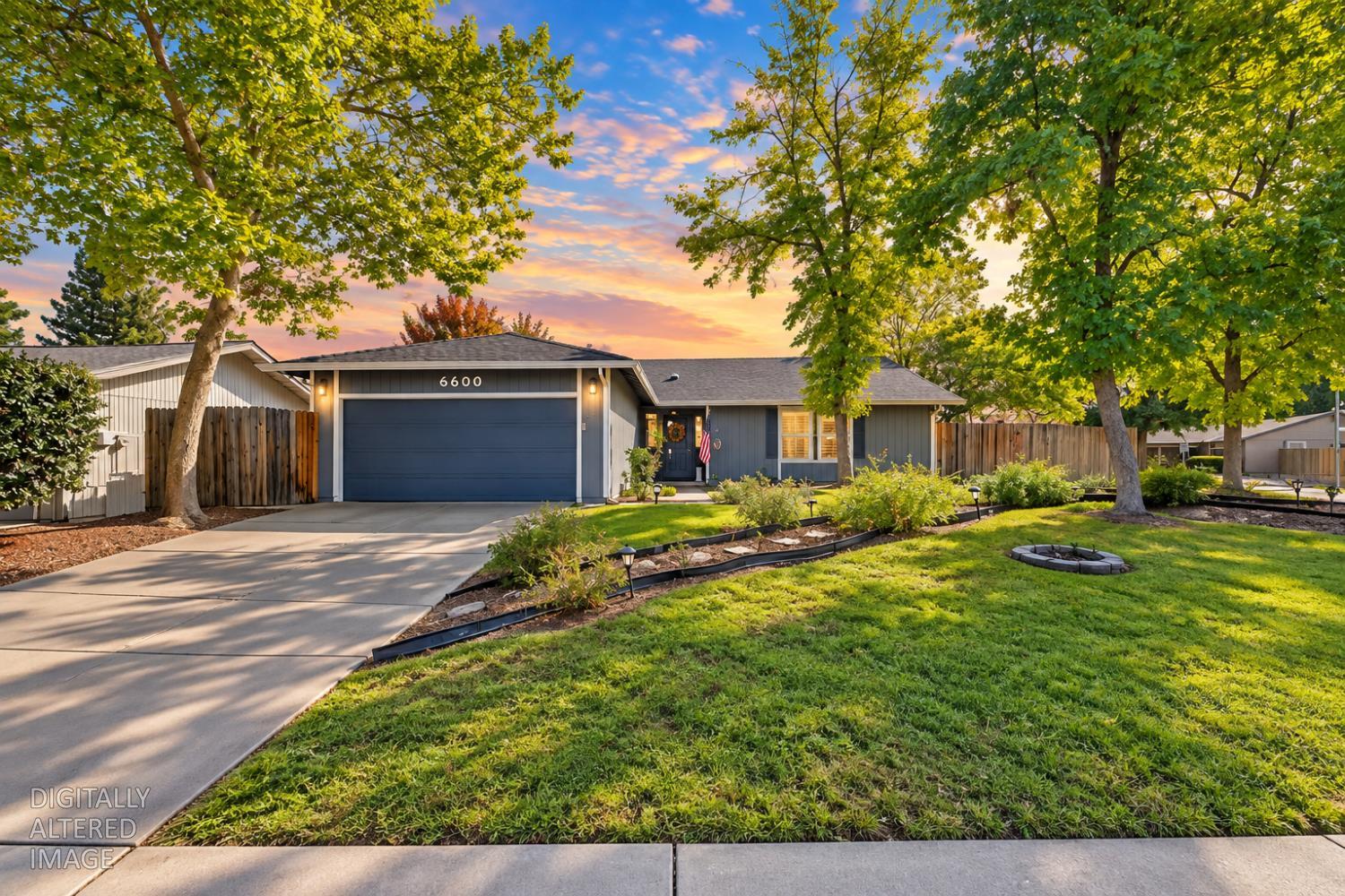 6600 Flaming Arrow Dr — photo