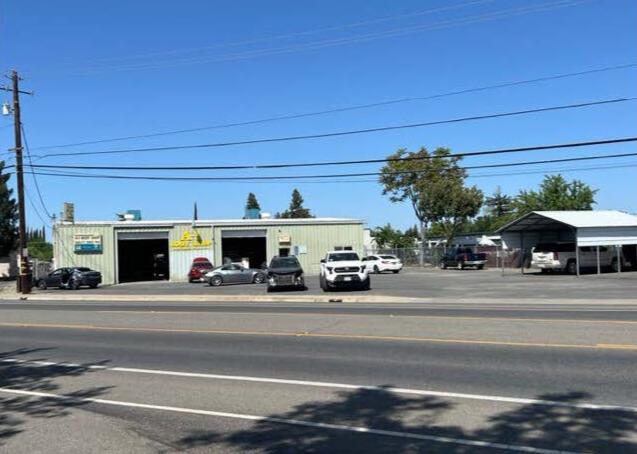 527 Garden Hwy — photo