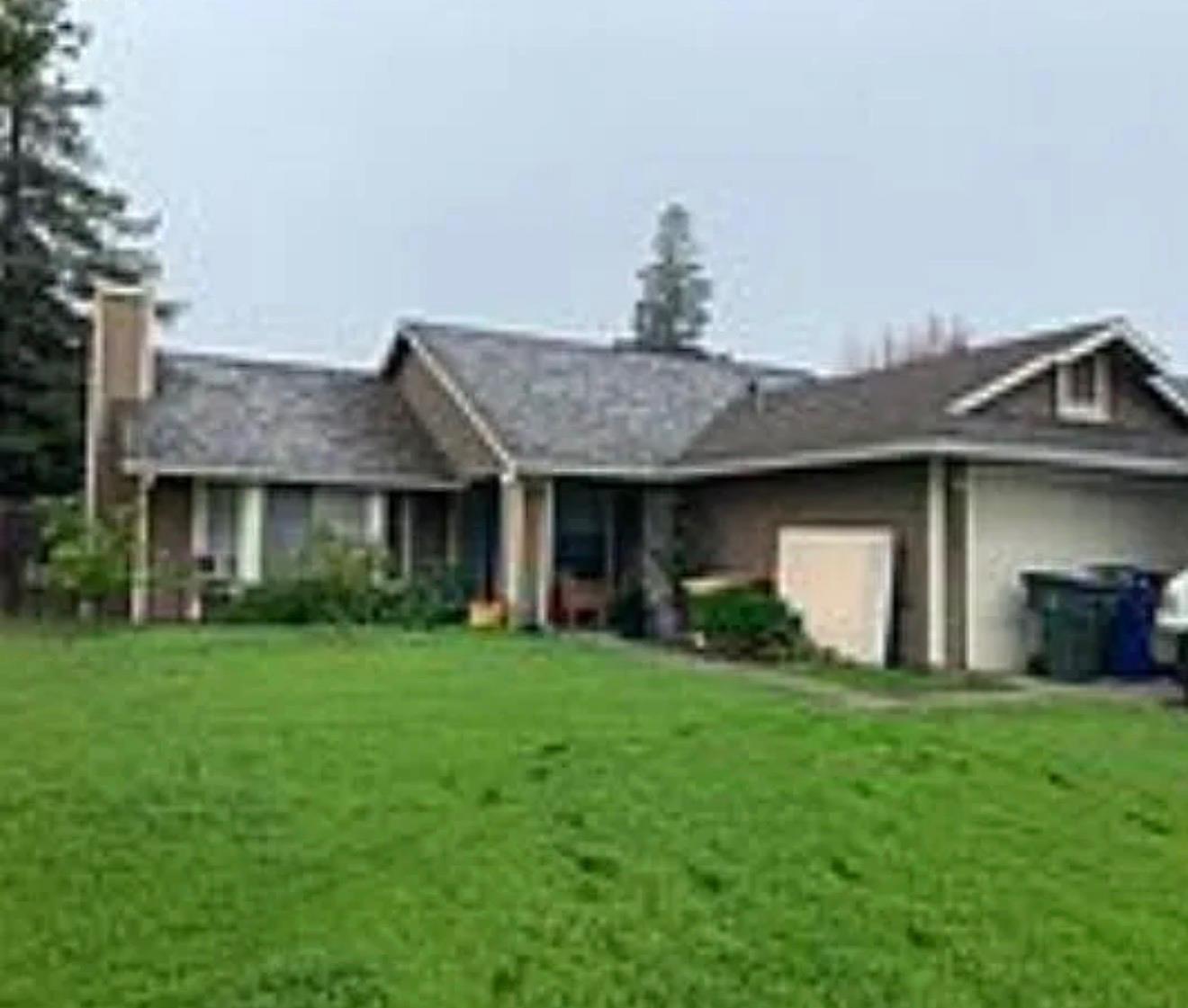 6585 Rancho Pico Way — photo