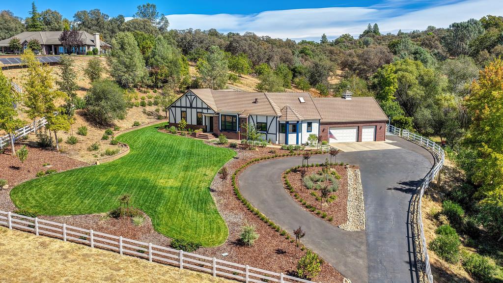 6310 Butterfield Way — photo