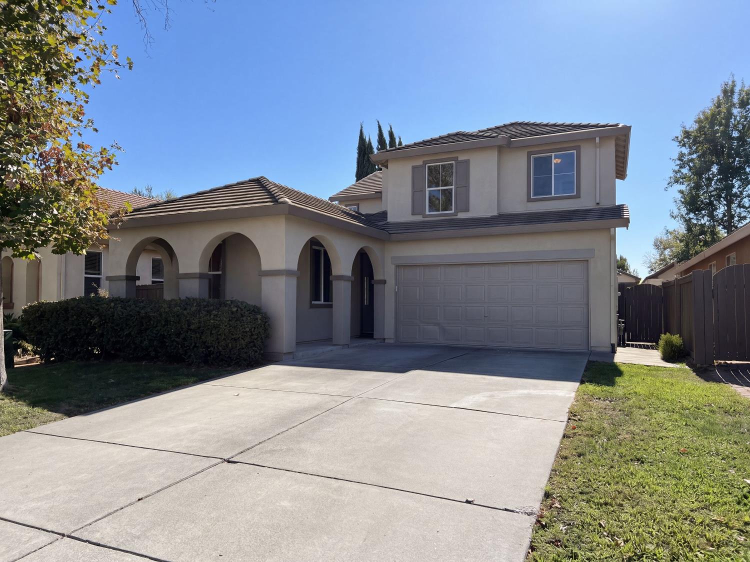 5124 Bissett Way — photo