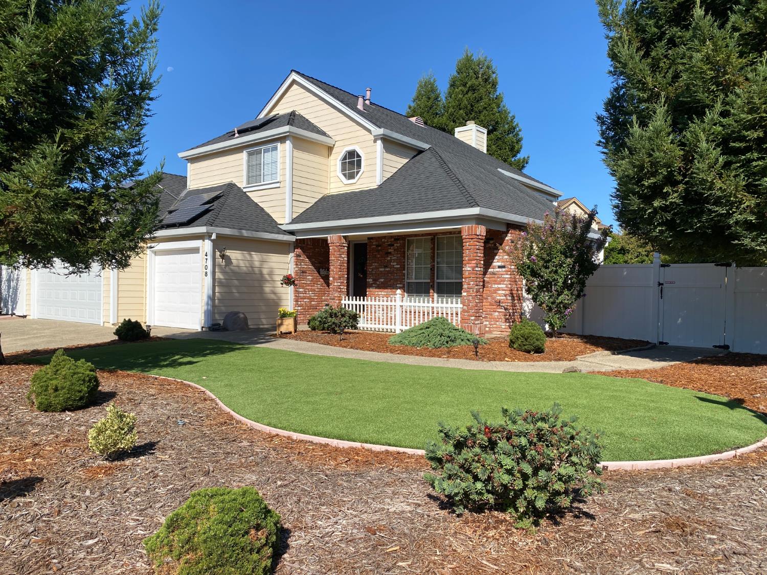 4708 Wildflower Ln — photo
