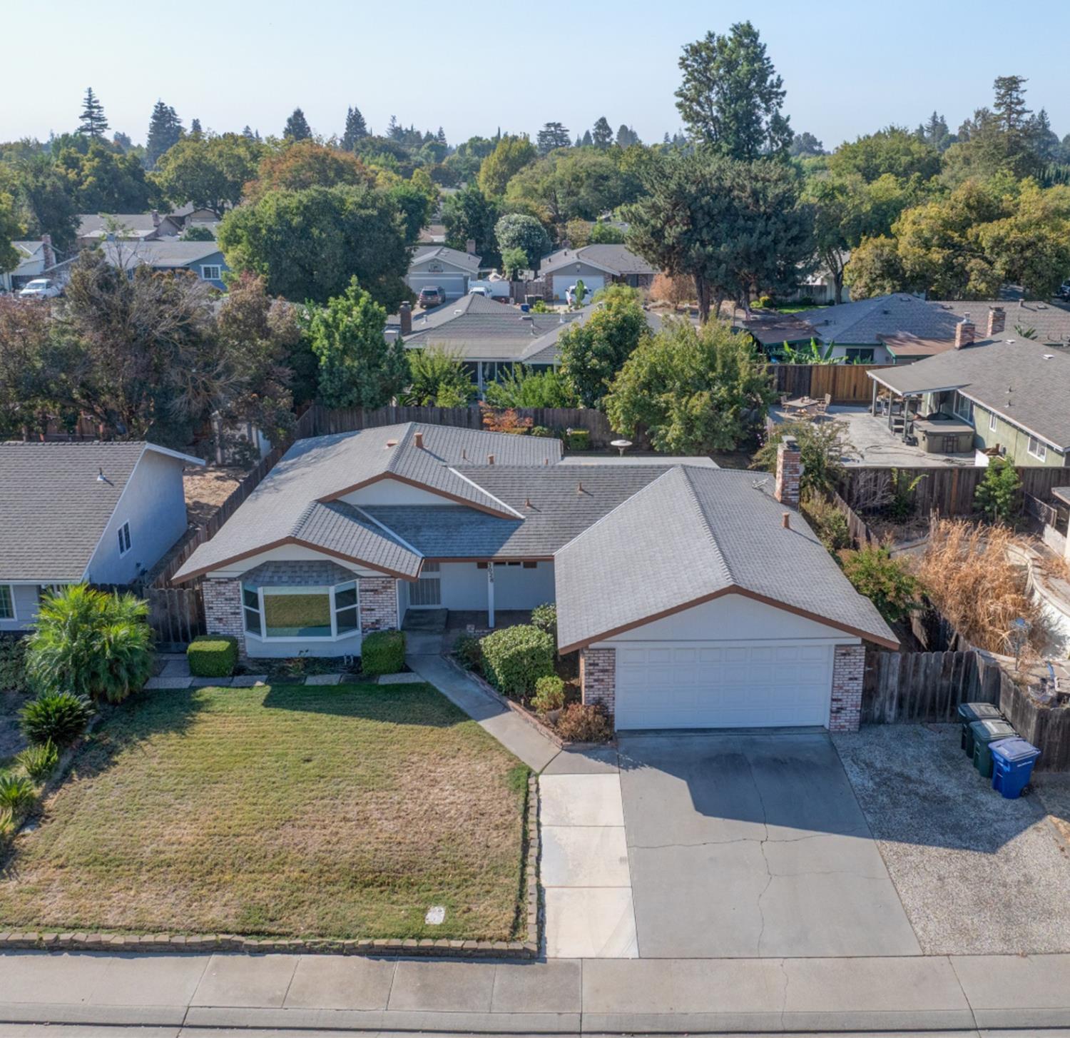 3028 Darlene Ln — photo