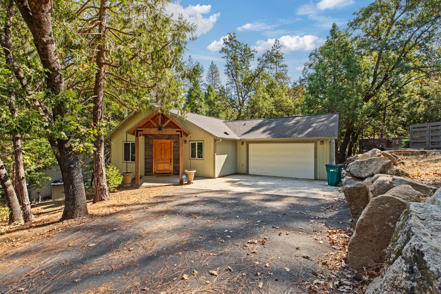 21479 Crystal Falls Dr — photo