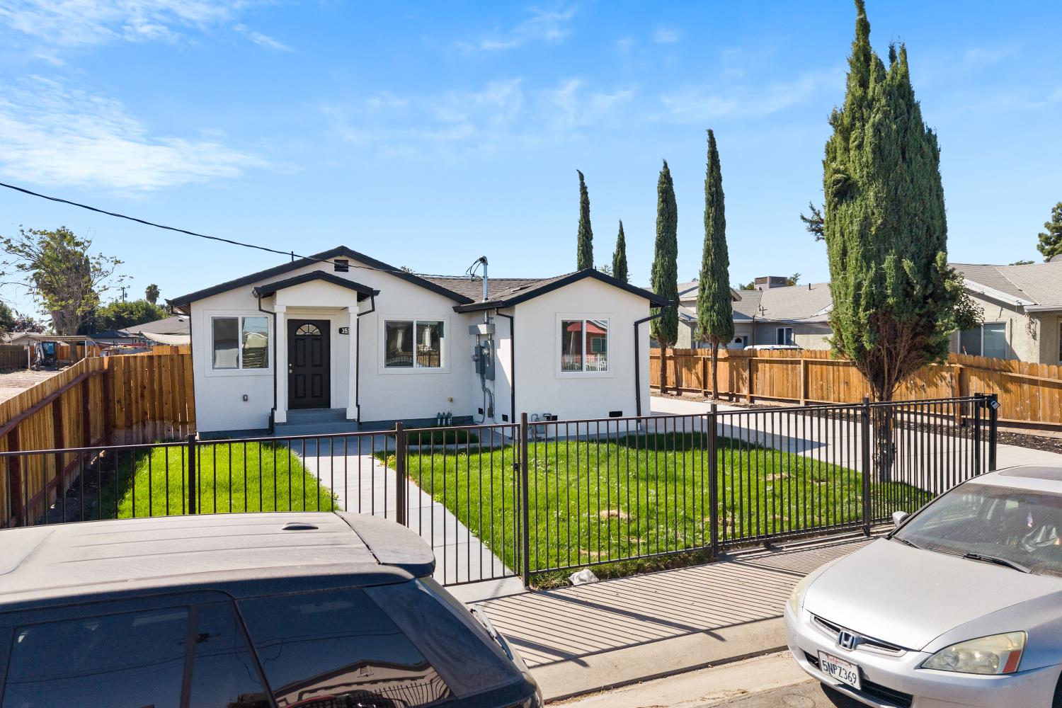 3515 Harvey Ave — photo