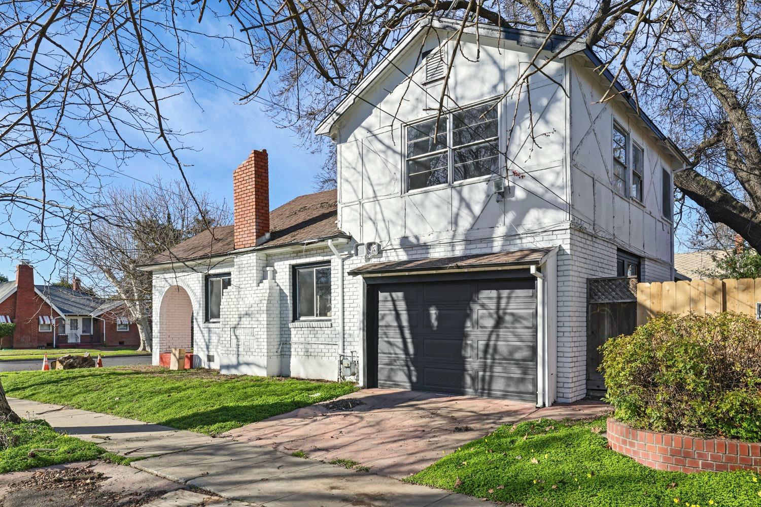 804 N Orange St — photo