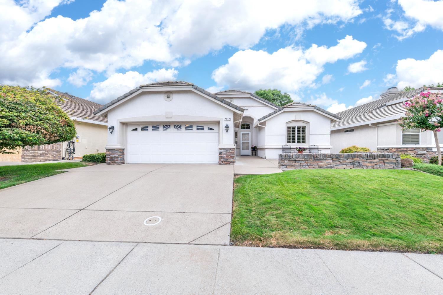 7232 Delta Breeze Ln — photo