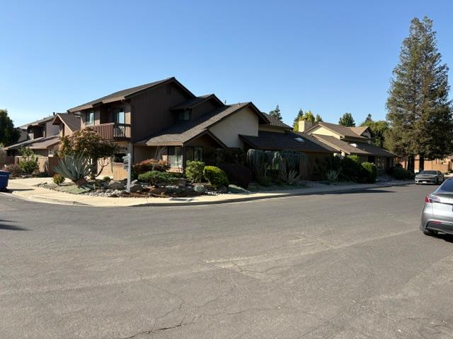1833 Holly Oak Dr — photo
