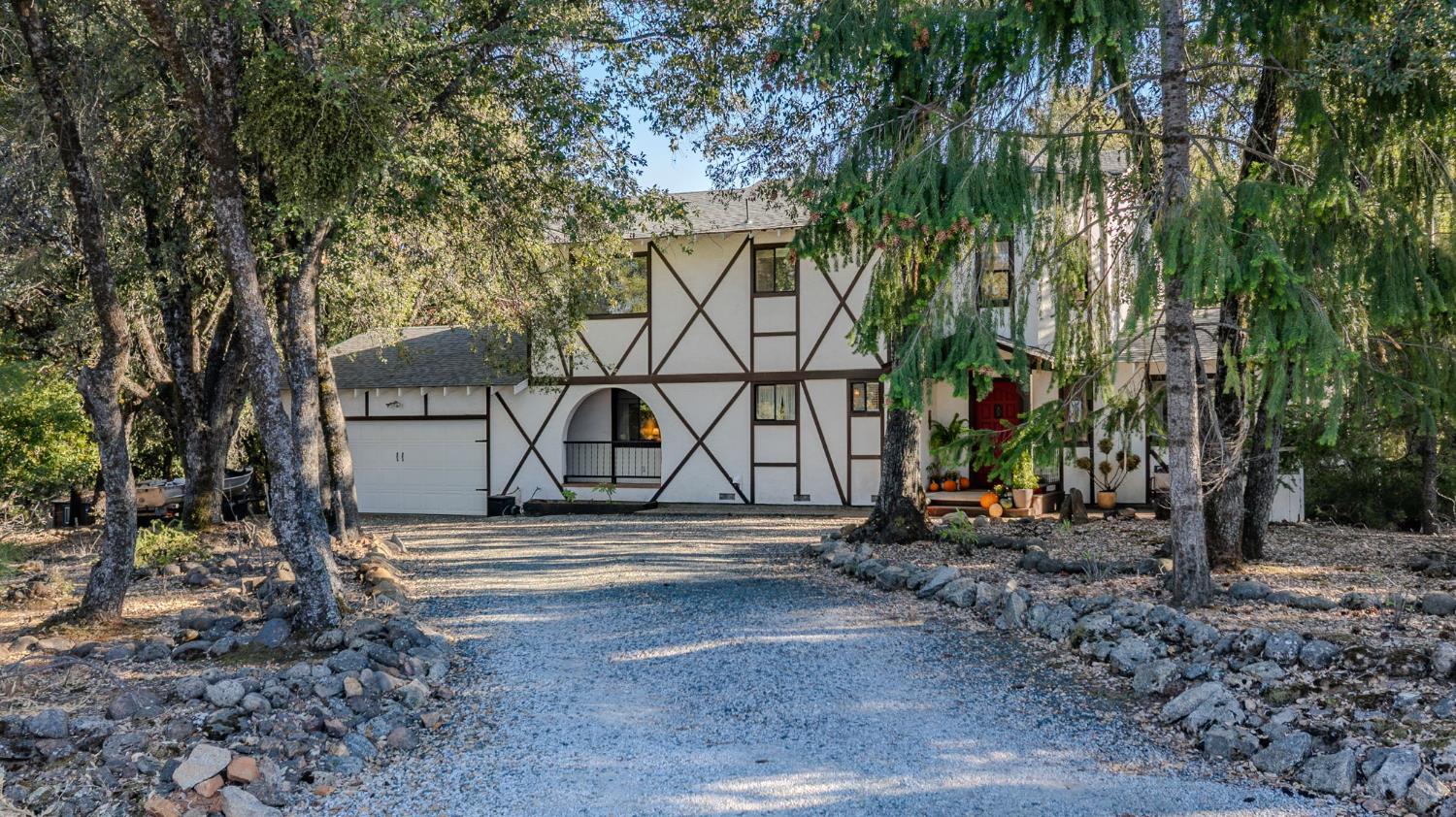 18131 Bourbon Street, Jackson, CA 95642 — photo 2
