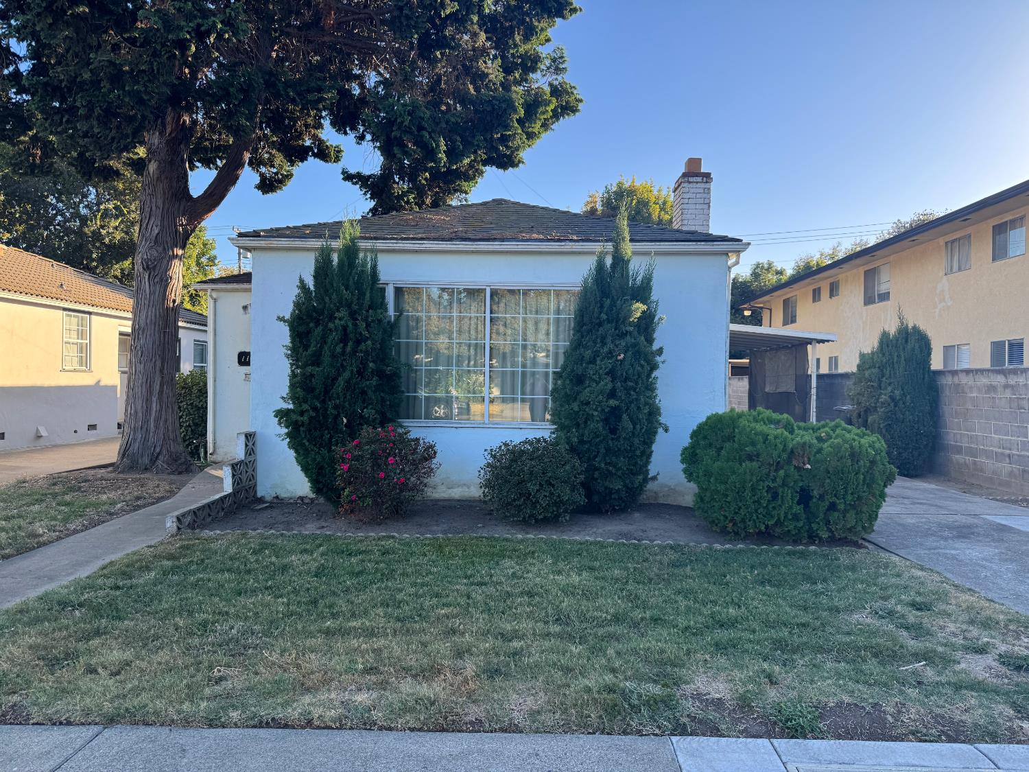 1140 8th Ave — photo