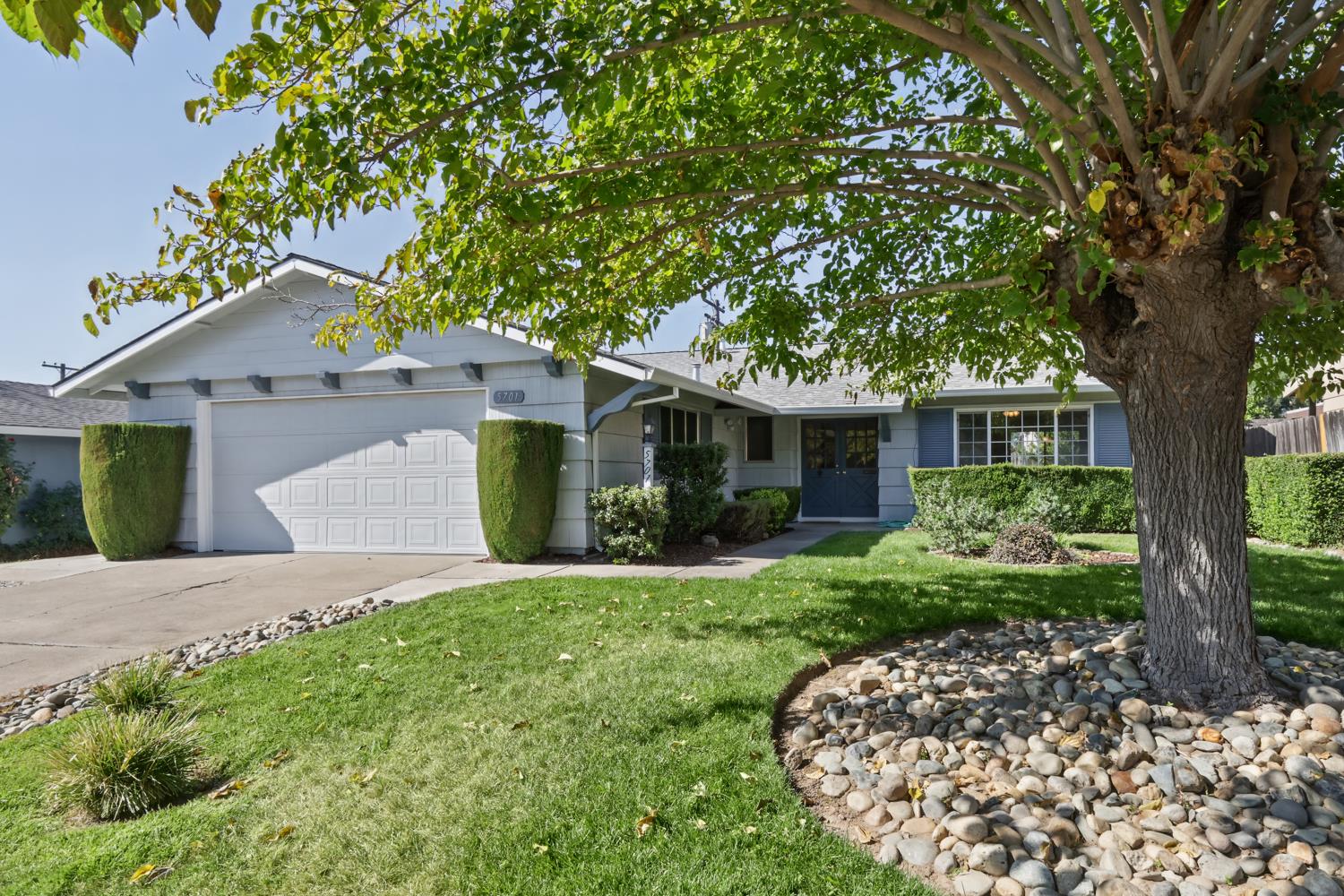 5701 Revelstok Dr — photo