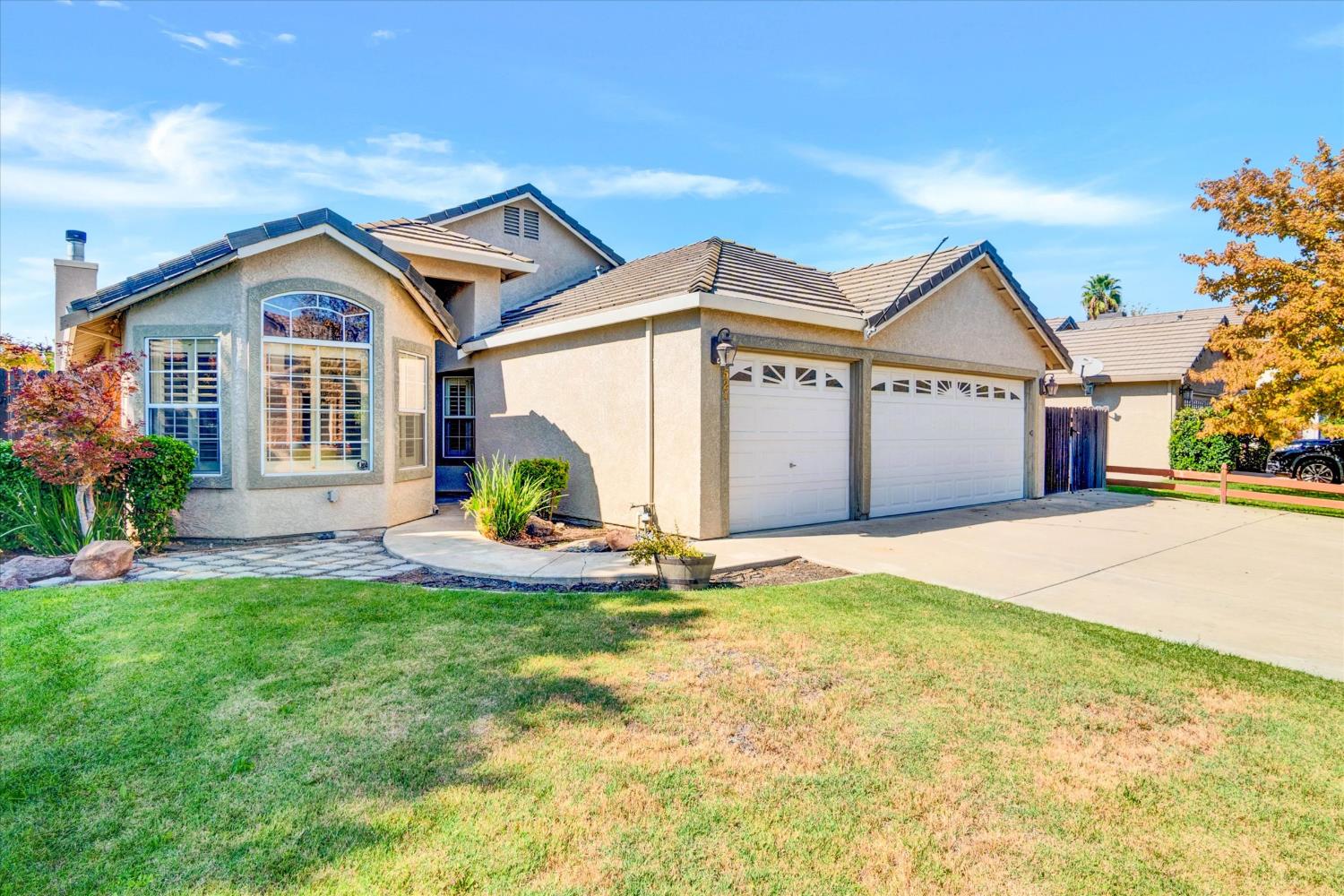 521 Pecan Dr — photo