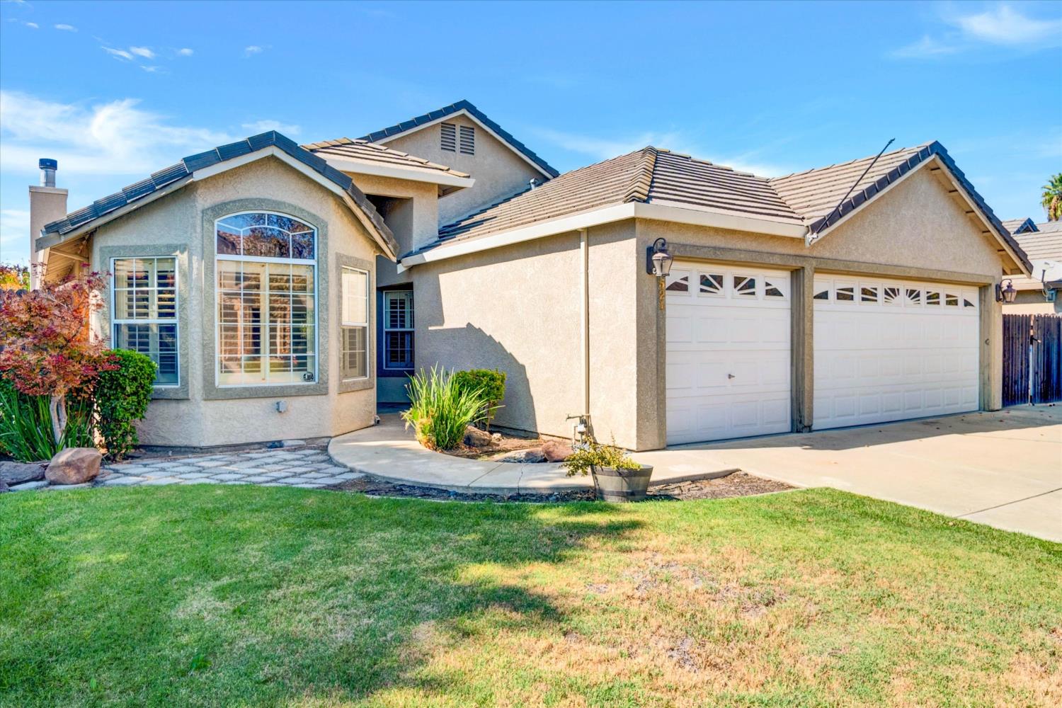 521 Pecan Drive, Ripon, CA 95366 — photo 2