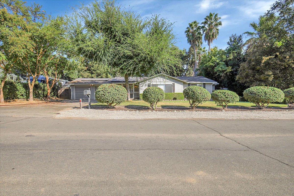 1043 Villa Vista Ave — photo