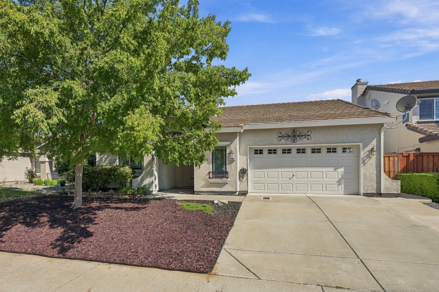 1792 Grouse Run Cir — photo