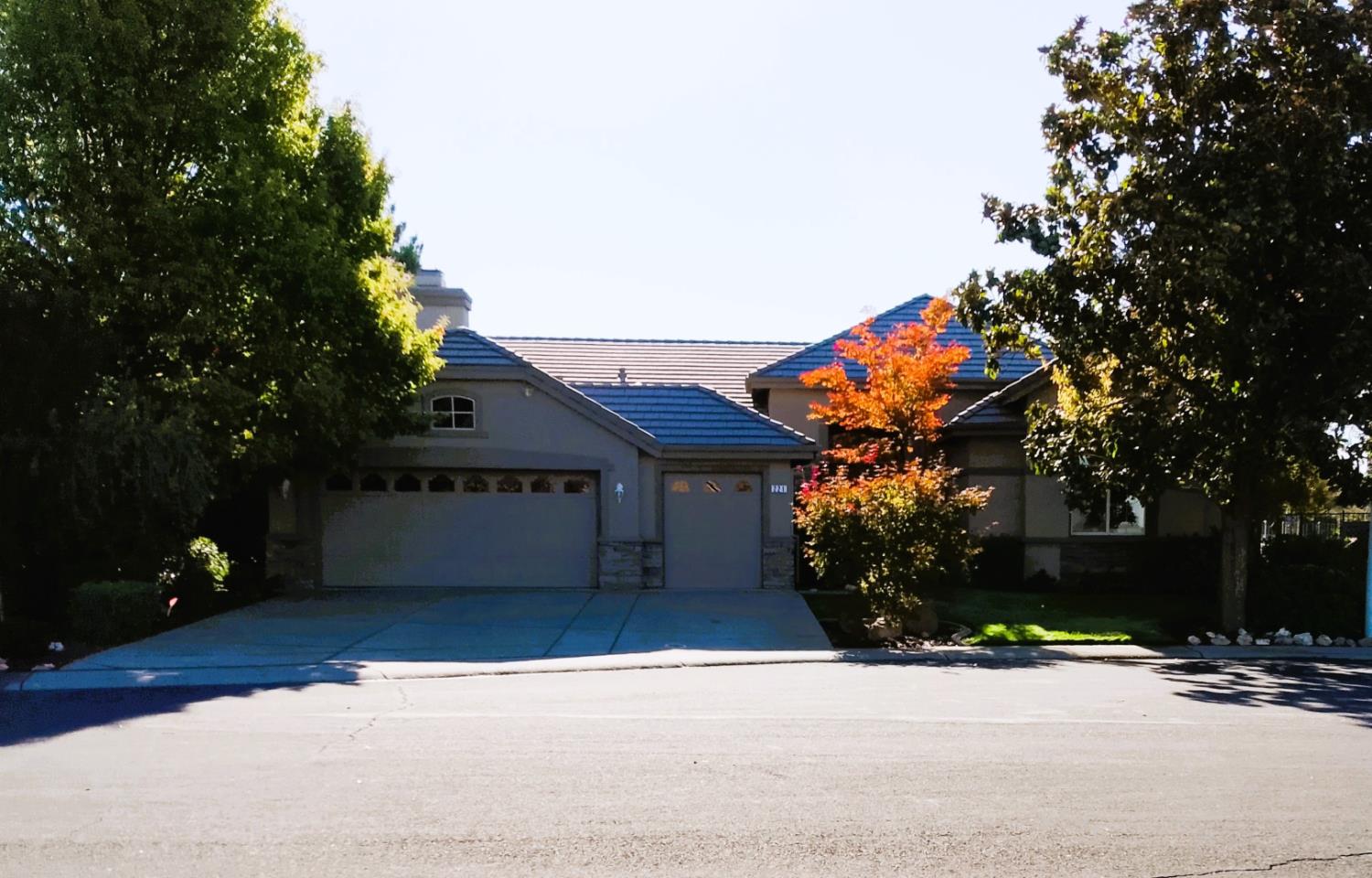 221 Delta Breeze Ct — photo