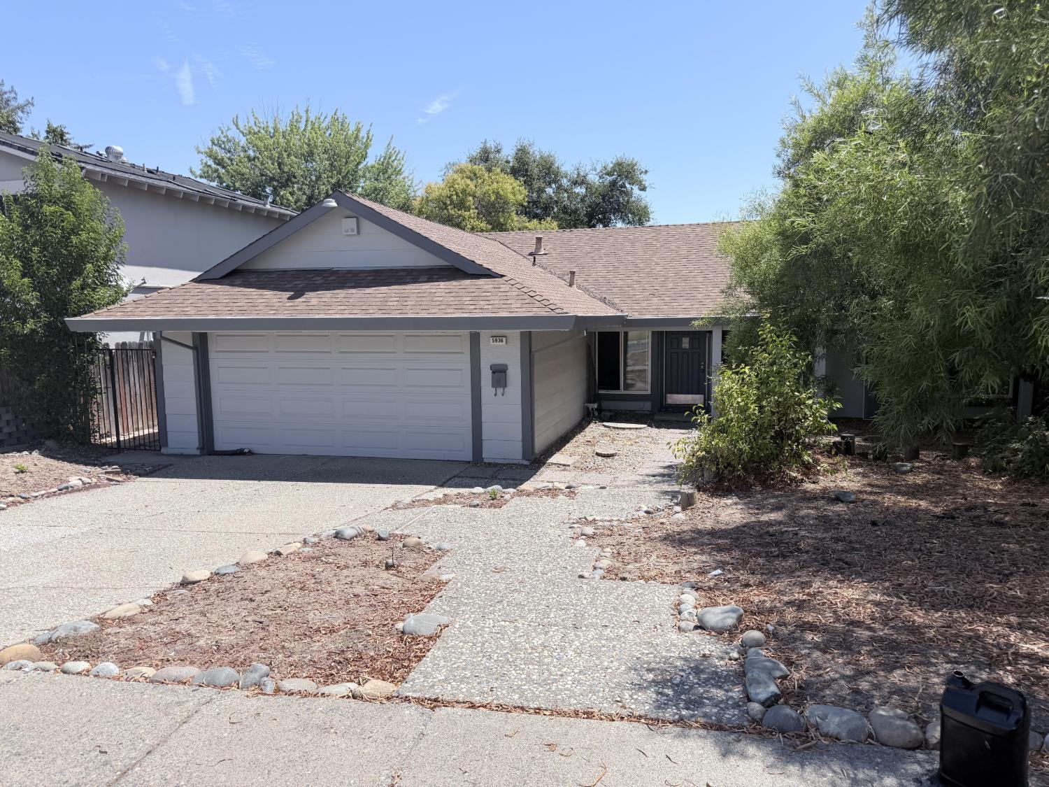5936 Yeoman Way — photo
