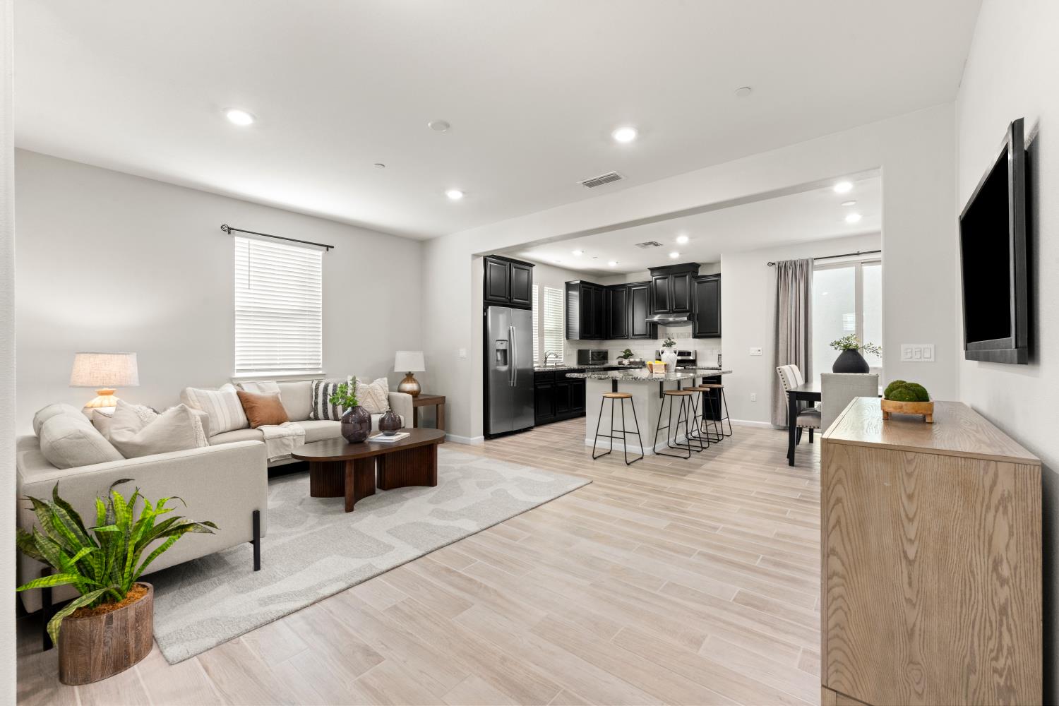 9301 Juniper Lake Aly — photo