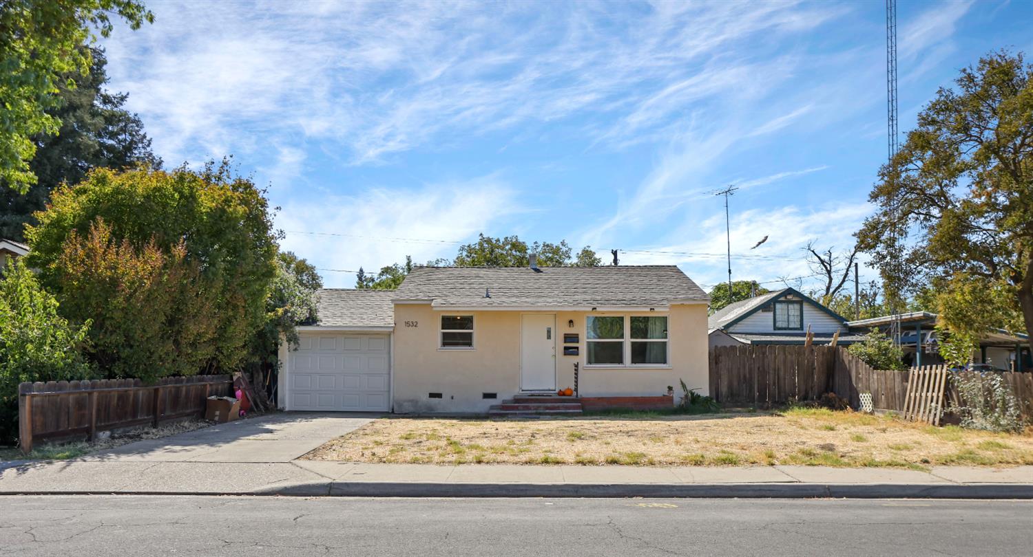 1532 Teresa St — photo