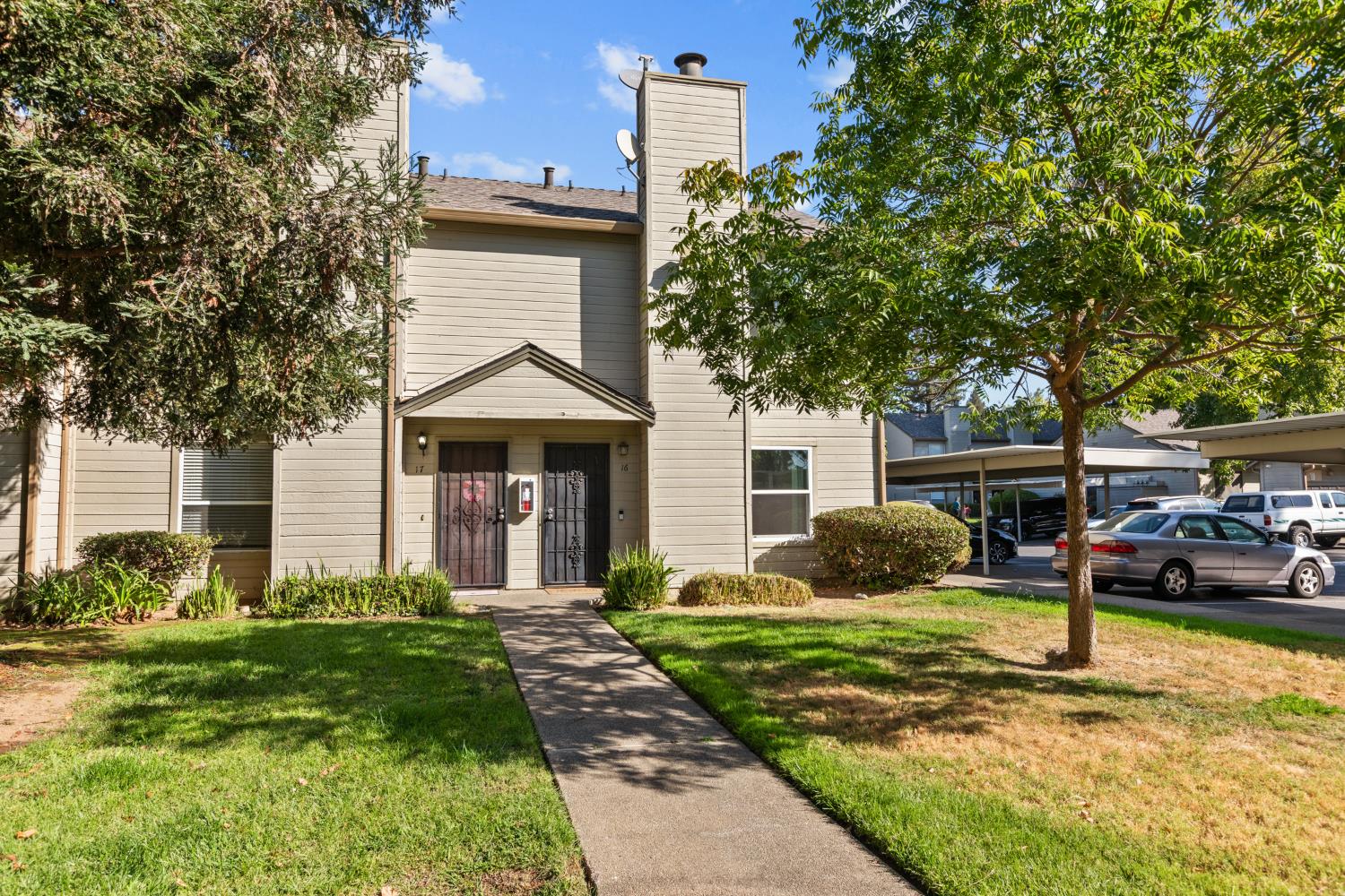 9119 Newhall Dr #16 — photo