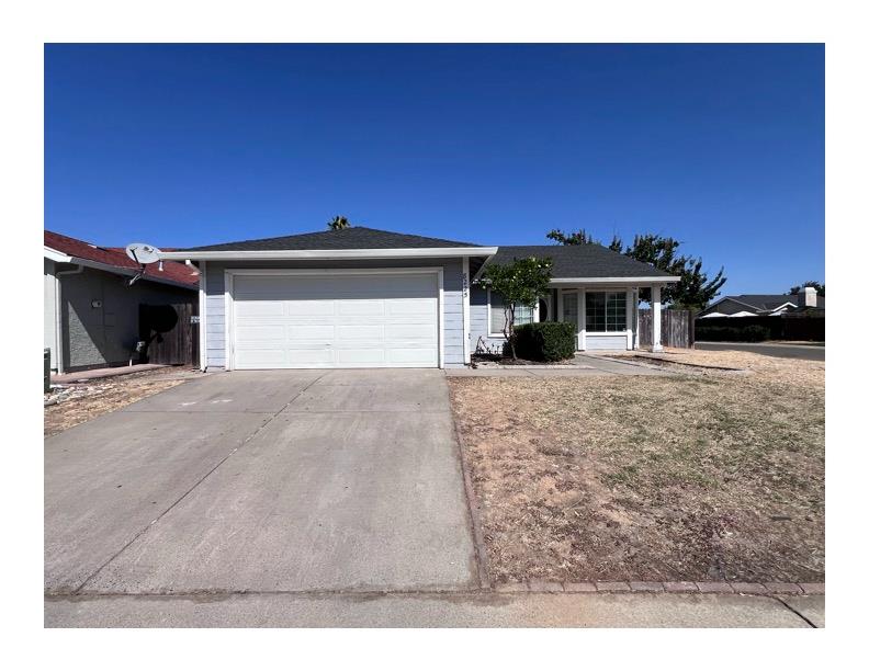 8225 Lakespring Way — photo