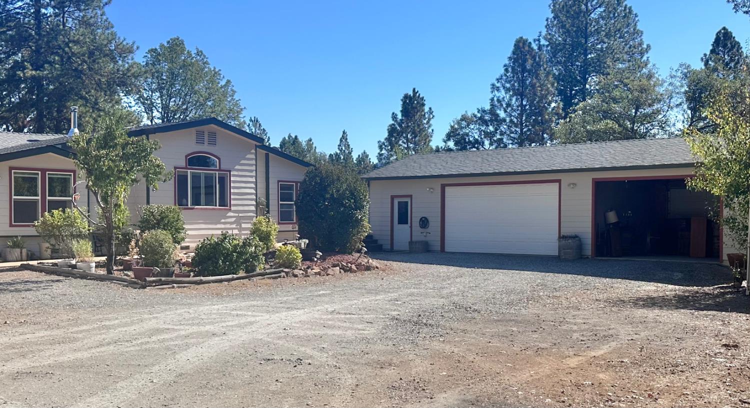 5137 Stagecoach Hill Road — photo
